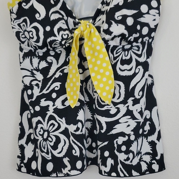 24th & Ocean Black, White & Yellow Tankini Swim Top S - Picture 3 of 10